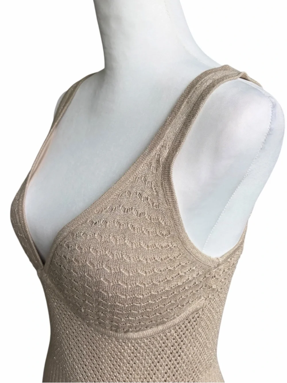 XOXO Neutral Knit V-Neck Dress in Beige Size M - Picture 2 of 11